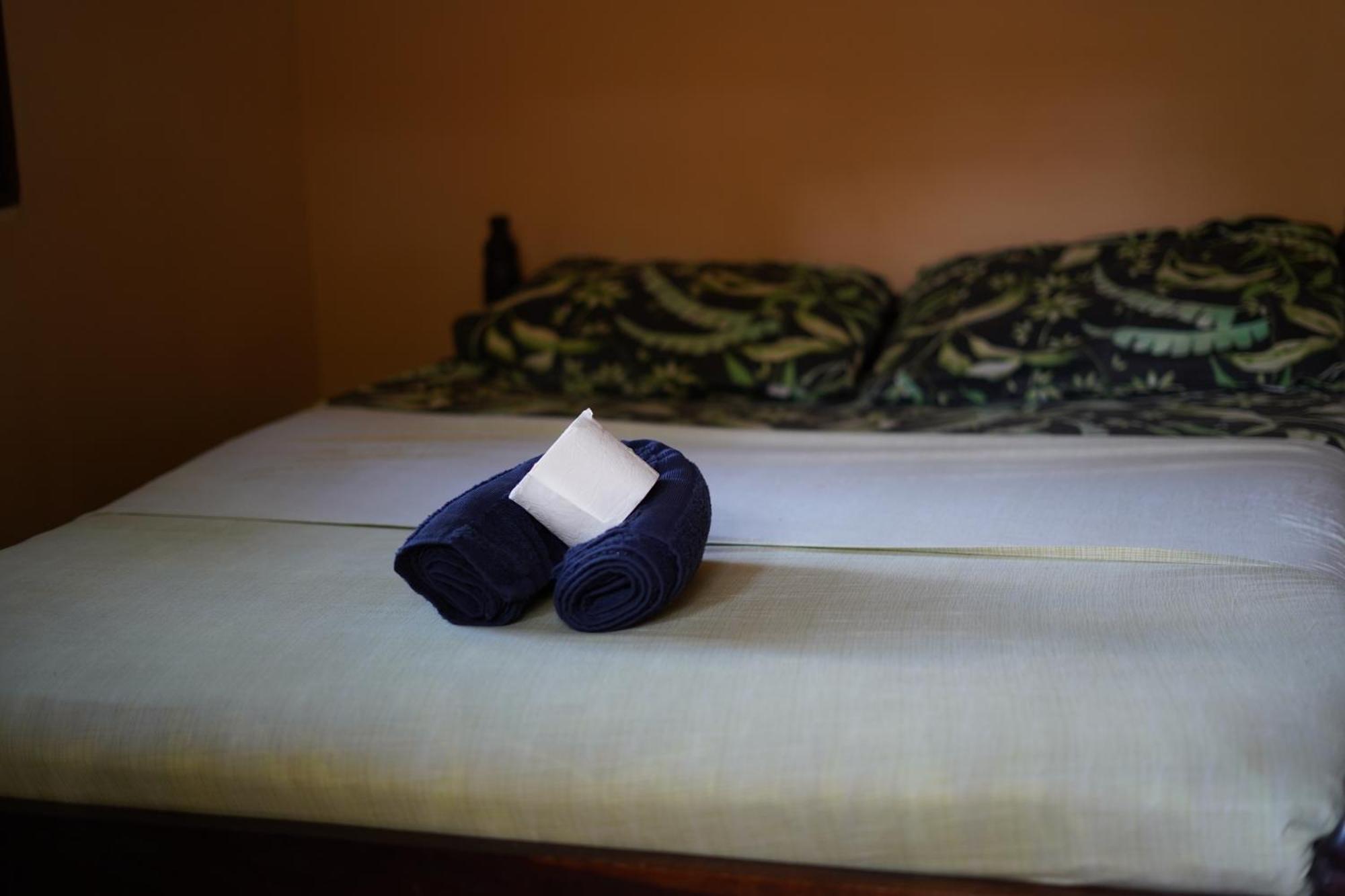 Boli Boli Guesthouse Серекунда Экстерьер фото